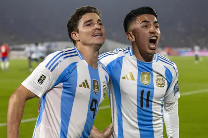 argentina-derroto-a-chile-con-gol-de-julian-QN3KFAUCYFAEBLVL4FC3S6ETBY