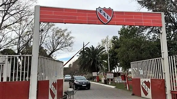 2203-independiente