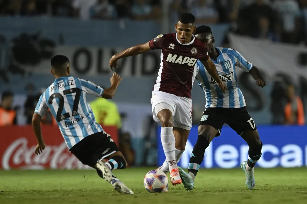 05-Racing-Lanus-103-scaled