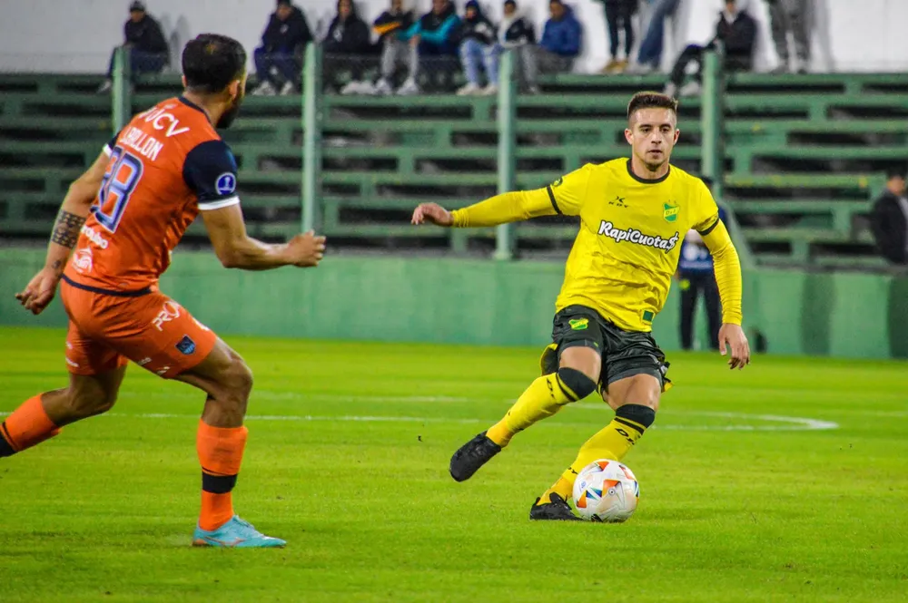 DYJ 0-1 UCV ADG 2024