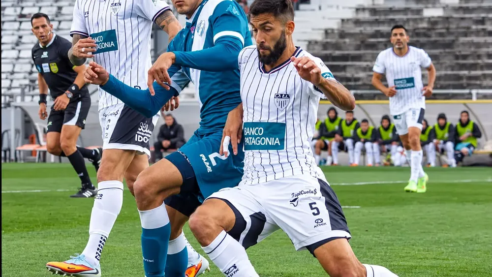 Alvarado vs Cipoletti
