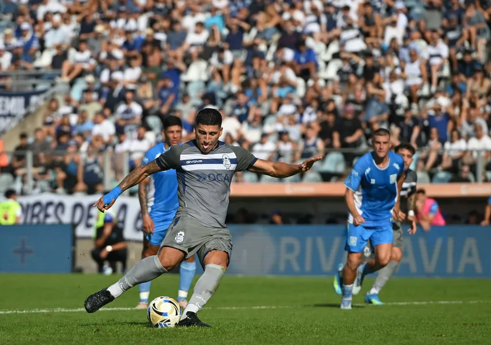 gimnasia-estudiantes-rio-cuarto-torres-penal