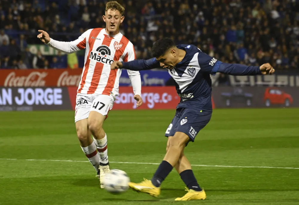 Vélez 1-0 Instituto ADG 2024